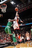 Dwyane Wade直搗黃龍