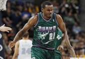 戴倫波(Samuel Dalembert)
