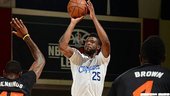 布拉克(Reggie Bullock) B+