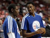 Justin Holiday(圖右)將參加猶他爵士訓練營