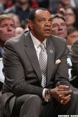 曼菲斯灰熊 Lionel Hollins
