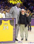 Shaquille O'Neal球衣退休