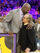 Shaquille O'Neal球衣退休