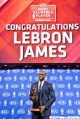LeBron James榮獲年度MVP