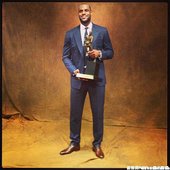 LeBron James榮獲年度MVP