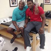 Kobe Bryant與道奇超級菜鳥Yasiel Puig合影