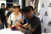 Iman Shumpert簽名會