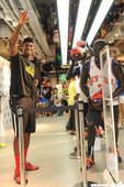 Iman Shumpert現身品牌旗艦店