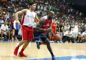 LeBron James造訪馬尼拉