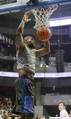 LeBron James造訪馬尼拉