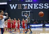 LeBron James造訪馬尼拉
