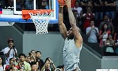 LeBron James造訪馬尼拉
