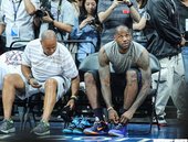 LeBron James造訪馬尼拉