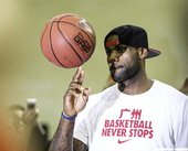 LeBron James造訪廣州