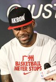 LeBron James造訪廣州