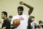 LeBron James造訪廣州