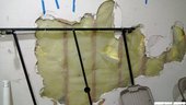 破到內裡露出的牆壁
