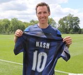 Nash秀球衣