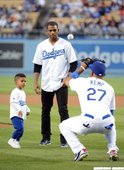 Chris Paul至洛杉磯道奇主場開球4