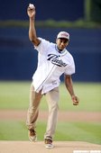 Kawhi Leonard教士主場開球