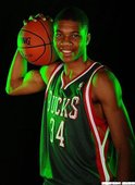 密爾瓦基公鹿新秀Giannis Antetokounmpo