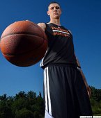 鳳凰城太陽新秀Alex Len