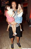Steve Nash與雙胞胎女兒