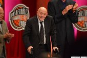 2013年籃球名人堂入選者 傳奇大學男籃教頭Jerry Tarkanian