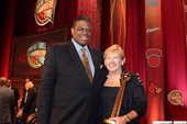 2013年籃球名人堂入選者 傳奇球星Bernard King 傳奇女籃教頭Sylvia Hatchell
