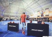 Kevin Durant造訪義大利