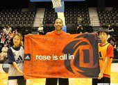 Derrick Rose日本行