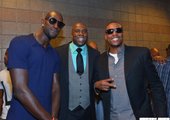 Kevin Garnett,Magic Johnson,Paul Pierce到場觀看拳王爭霸戰
