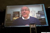 雪城大學總教練Jim Boeheim獻上祝福