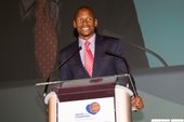 Ray Allen上台致詞