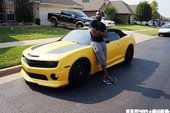 James Harden與大黃蜂跑車