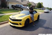 James Harden與大黃蜂跑車
