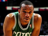 Avery Bradley母親過世