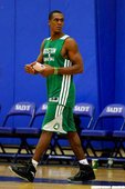 Rajon Rondo加入中國球鞋品牌安踏體育