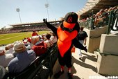 在觀眾席的 The Oriole Bird