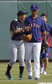 川崎宗則和達比修有場下互動