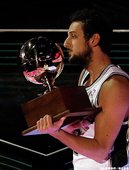 Marco Belinelli拿下三分球大賽冠軍