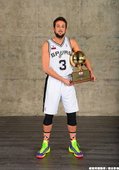 Marco Belinelli拿下三分球大賽冠軍