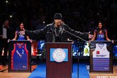 Allen Iverson球衣退休