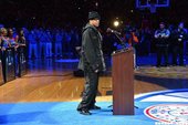 Allen Iverson球衣退休