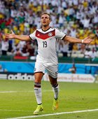 Mario Götze率先破門