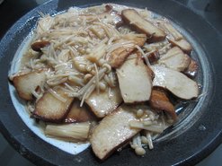 豆乾炒金針菇