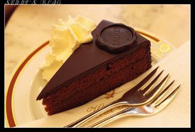 Sacher Cafe 3.jpg