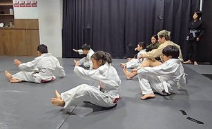 [ 參訪巴柔 ] 本土 BJJ 黑帶AL教練(兒童班)