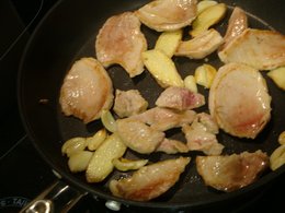 紫蘇炒豬肉2