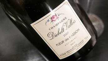 「Diebolt Vallois Fleur de Passion 2007」的圖片搜尋結果